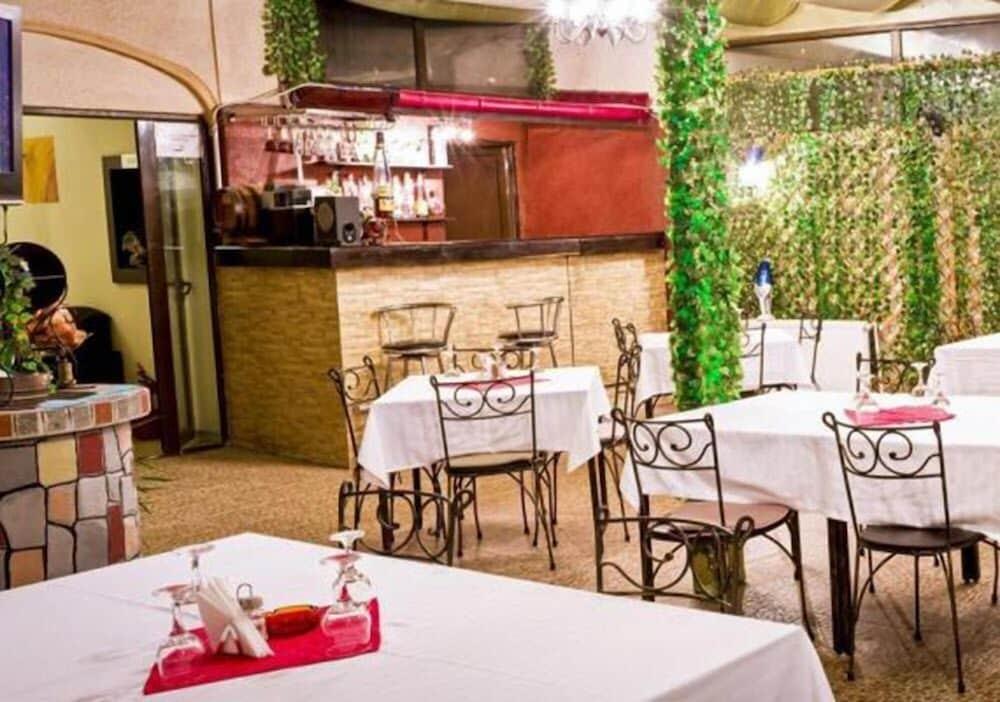 Hotel Eos Bukareszt Zewnętrze zdjęcie